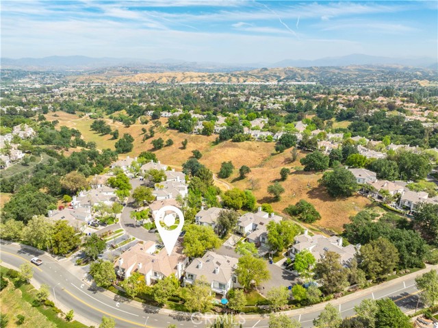 Detail Gallery Image 45 of 53 For 24526 Windsor Dr a,  Valencia,  CA 91355 - 3 Beds | 2/1 Baths