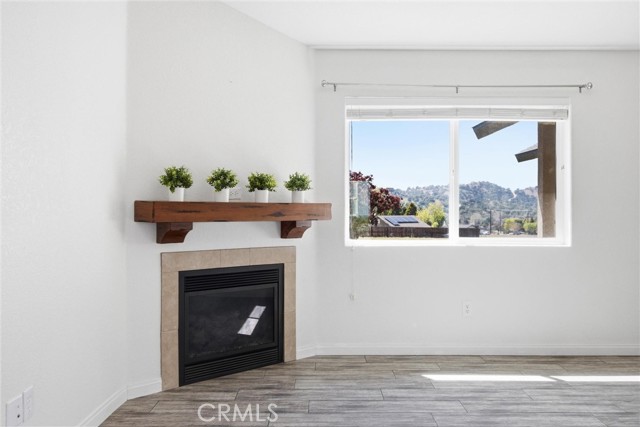 Detail Gallery Image 13 of 41 For 18110 Churchill, Tehachapi,  CA 93561 - 3 Beds | 2 Baths