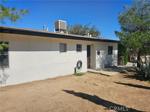 Detail Gallery Image 31 of 31 For 1345 W Elizabeth Lake Rd, Palmdale,  CA 93551 - 3 Beds | 2 Baths