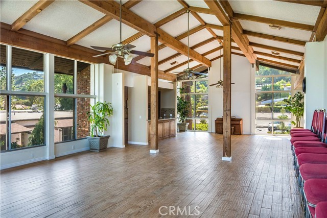 372 S Miraleste Drive, San Pedro CA: https://media.crmls.org/medias/0cad1abb-44ce-41ea-8208-3731ece9a8da.jpg