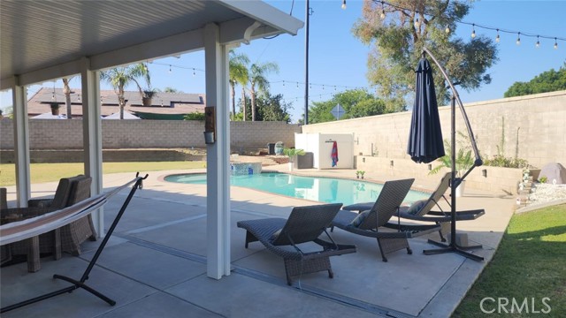 11302 Mantova Avenue, Bakersfield CA: https://media.crmls.org/medias/0cad4219-87a0-4d47-b09e-dbcd88d46eff.jpg