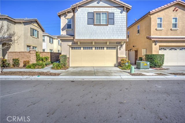 7054 Beckett Field Ln, Eastvale, CA 92880