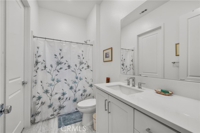 Detail Gallery Image 25 of 51 For 24513 via Sendero, Valencia,  CA 91354 - 3 Beds | 3/1 Baths