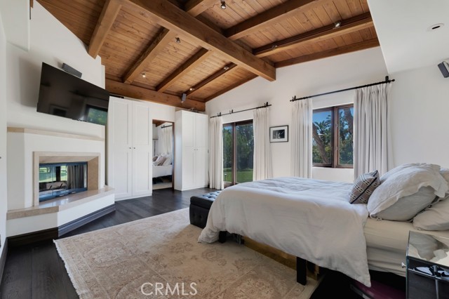 Detail Gallery Image 30 of 68 For 27409 Pacific Coast Hwy, Malibu,  CA 90265 - 4 Beds | 4 Baths