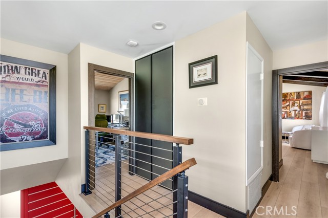 203 Via Ravenna, Newport Beach CA: https://media.crmls.org/medias/0caf6a59-1102-44ab-bb17-b5ba49376402.jpg