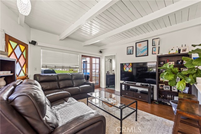 Detail Gallery Image 27 of 46 For 8383 Westlawn Ave, Los Angeles,  CA 90045 - 4 Beds | 2 Baths