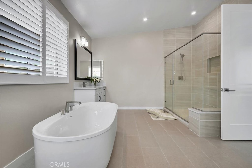 MLS #PW25261061 image #33