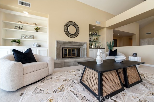 Detail Gallery Image 5 of 39 For 1 Titan, Irvine,  CA 92603 - 4 Beds | 3/1 Baths