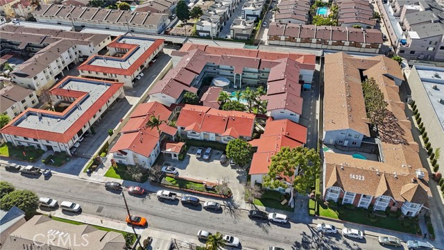 Front Image Thumbnail for CROC26042023