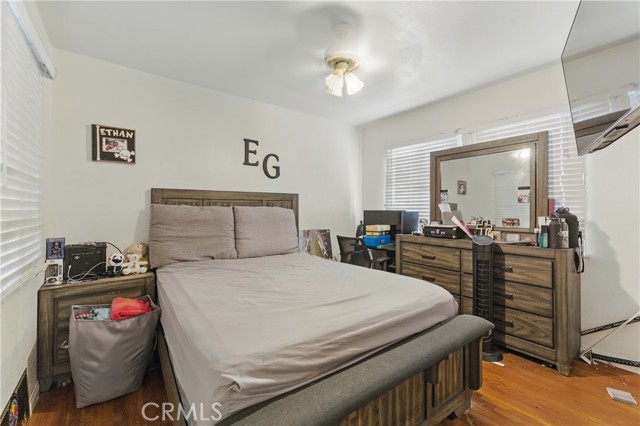 Detail Gallery Image 9 of 25 For 14423 Dumont Ave, Norwalk,  CA 90650 - 2 Beds | – Baths
