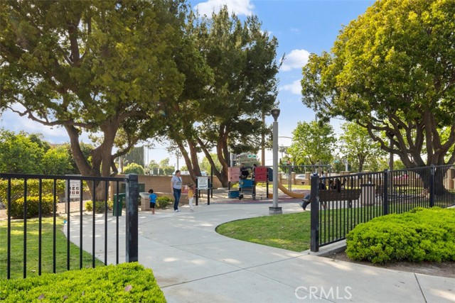 Detail Gallery Image 38 of 38 For 14012 Gershon Pl, Santa Ana,  CA 92705 - 3 Beds | 3 Baths