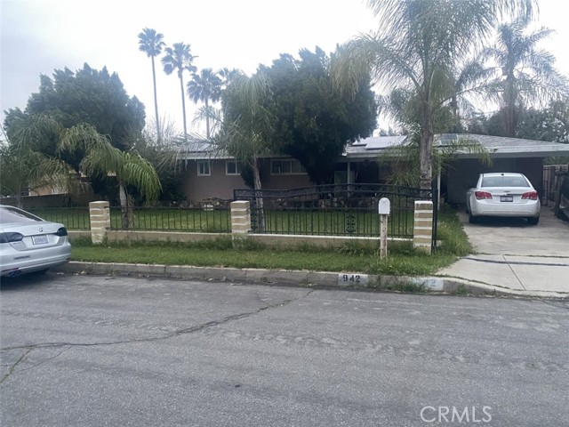 942 N Orange, Rialto, CA, 92376 942 N Orange, Rialto, CA, 92376