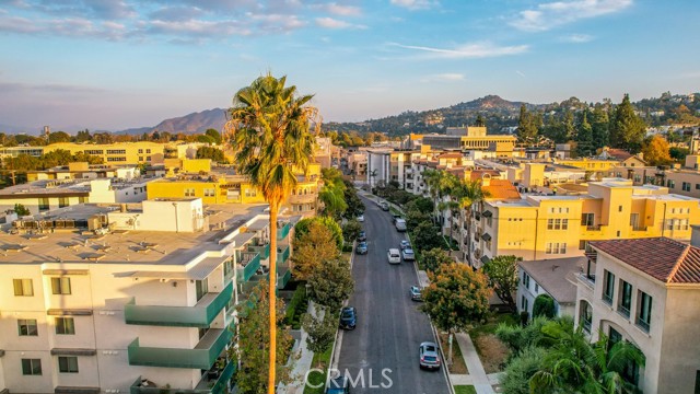 Detail Gallery Image 43 of 44 For 12045 Guerin St #203,  Studio City,  CA 91604 - 3 Beds | 3 Baths