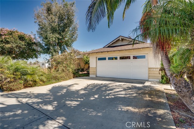 Image 3 for 15832 Standish Ln, Huntington Beach, CA 92647