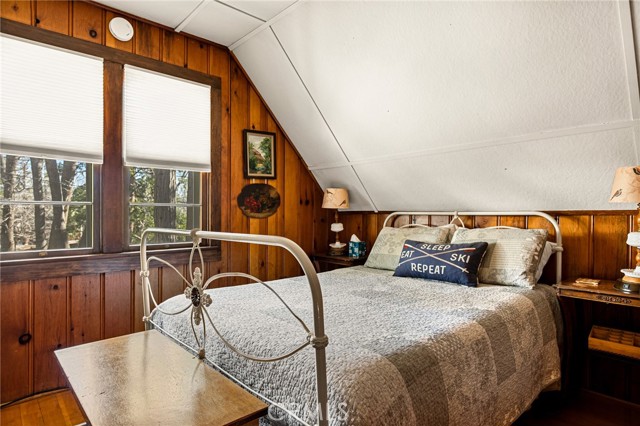 Detail Gallery Image 18 of 24 For 363 Mittry, Lake Arrowhead,  CA 92352 - 2 Beds | 1 Baths