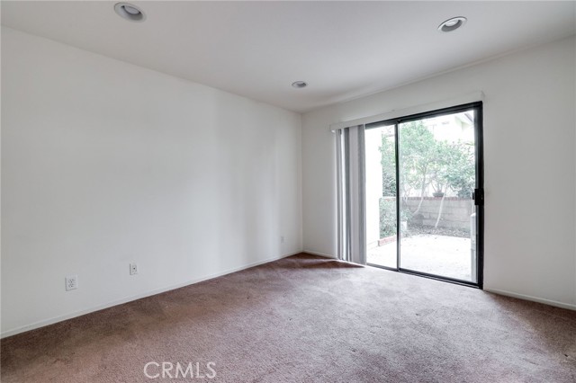 Detail Gallery Image 10 of 21 For 4444 Spencer St, Torrance,  CA 90503 - 4 Beds | 3 Baths