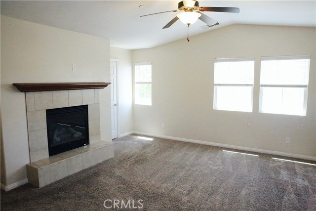 Detail Gallery Image 4 of 21 For 1510 Orange Ave #1304,  Redlands,  CA 92373 - 3 Beds | 2/1 Baths