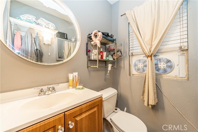 Detail Gallery Image 23 of 31 For 961 E 41st Pl, Los Angeles,  CA 90011 - 3 Beds | 1 Baths