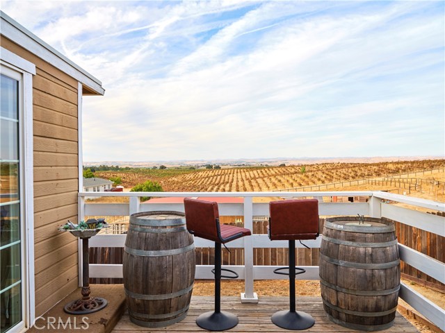 Deck with views of the vineyards and hills