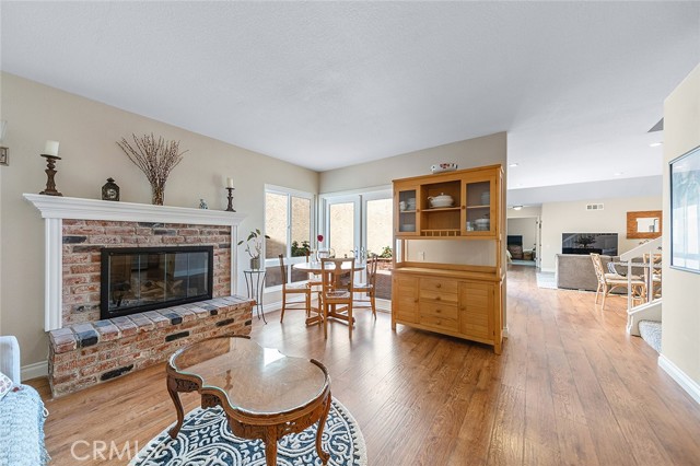 property-img