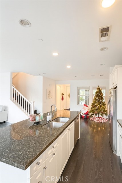 6550 Eucalyptus Avenue, Chino CA: https://media.crmls.org/medias/0cb63d32-1847-4b33-a878-4a5d71ec9364.jpg