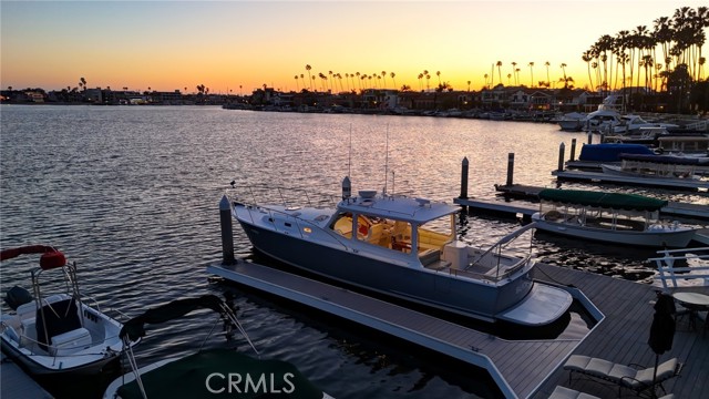 6048 Lido Lane, Long Beach CA: https://media.crmls.org/medias/0cb65807-1309-4ec6-8220-0fcadc274521.jpg