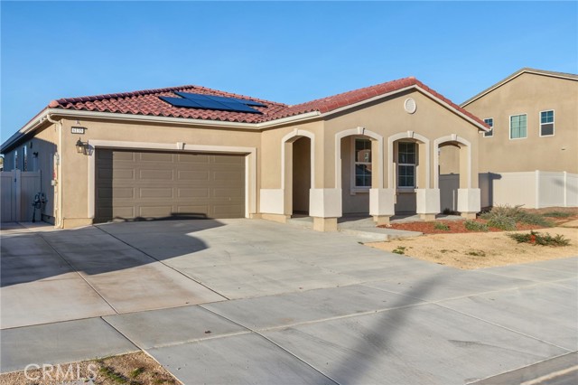 Detail Gallery Image 4 of 31 For 6135 W Avenue J9, Lancaster,  CA 93536 - 4 Beds | 2 Baths