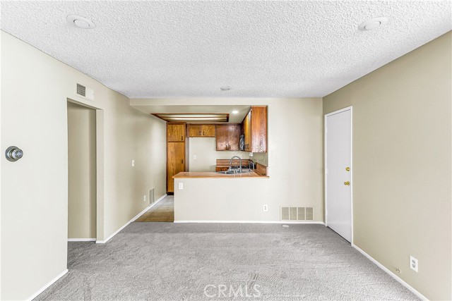 Detail Gallery Image 8 of 24 For 6348 Swallow, Ventura,  CA 93003 - 3 Beds | 2 Baths