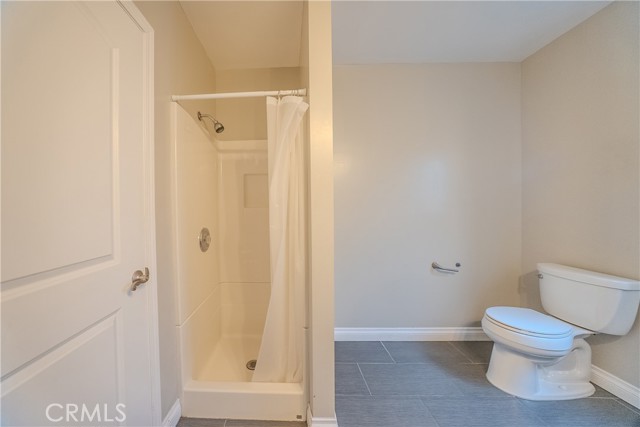 Detail Gallery Image 19 of 41 For 5709 E Beverly Bld, Los Angeles,  CA 90022 - 4 Beds | 2 Baths