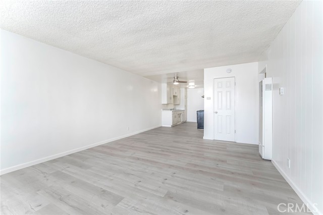 3430 Elm Avenue, Long Beach CA: https://media.crmls.org/medias/0cb811b8-d6f2-4d70-a108-1550a9049458.jpg