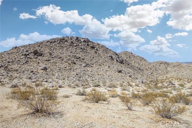 4900 Nucham Avenue, Joshua Tree, California 92252, ,Land,For Sale,4900 Nucham Avenue,CRJT22138795