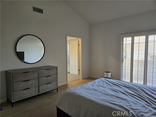 Detail Gallery Image 21 of 25 For 21 Laguna Ct, Manhattan Beach,  CA 90266 - 2 Beds | 2 Baths