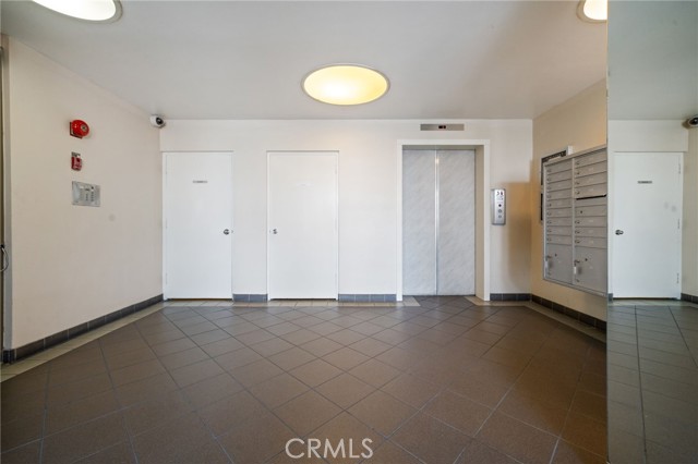 Detail Gallery Image 6 of 21 For 375 Atlantic Ave #201,  Long Beach,  CA 90802 - 1 Beds | 1 Baths