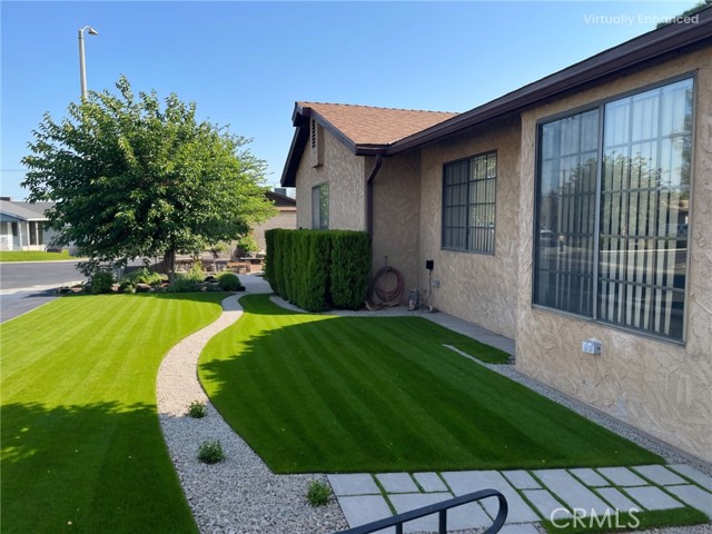 Detail Gallery Image 9 of 14 For 13752 Deauville Dr, Victorville,  CA 92395 - 3 Beds | 2/1 Baths