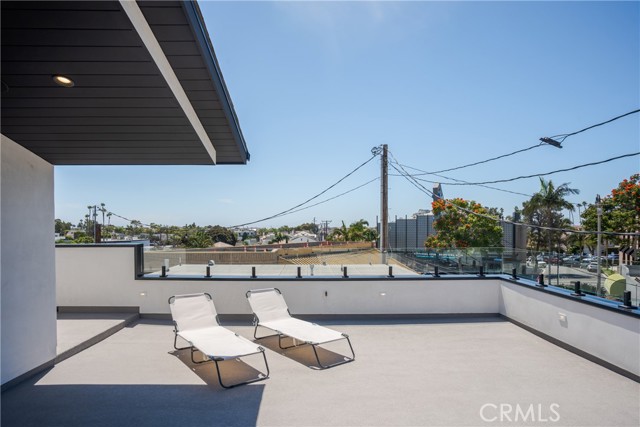 Detail Gallery Image 45 of 64 For 521 1/2 Iris Ave, Corona Del Mar,  CA 92625 - 2 Beds | 2/1 Baths