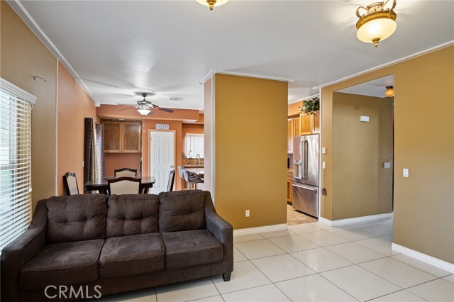 Detail Gallery Image 9 of 41 For 16269 Pebble Beach Dr, Victorville,  CA 92395 - 3 Beds | 2/1 Baths