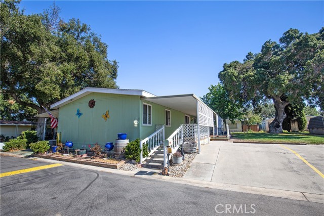 Guest parking in addition to private carport