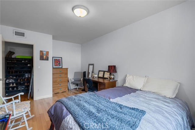 11821 Balboa, Granada Hills CA: https://media.crmls.org/medias/0cbb0539-c104-458a-a4d4-ffcb643a13dc.jpg