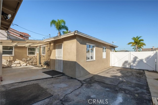 Detail Gallery Image 34 of 49 For 2432 W 237th Pl, Torrance,  CA 90501 - 3 Beds | 1 Baths