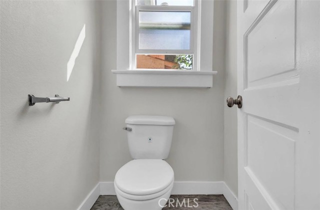 Detail Gallery Image 14 of 21 For 3962 Hubbard, Los Angeles,  CA 90023 - 2 Beds | 1 Baths