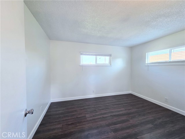 Image 18 of 27 For 5611 Orange Ave