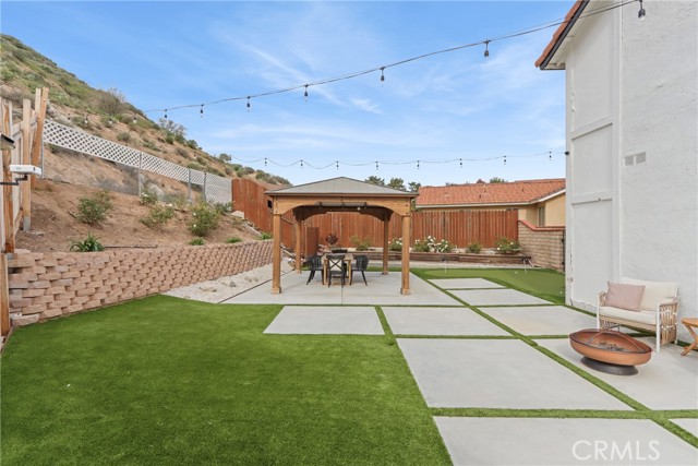 Detail Gallery Image 42 of 49 For 29161 Corales, Canyon Country,  CA 91387 - 3 Beds | 3 Baths