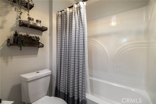 479 E 9th Street, Chico CA: https://media.crmls.org/medias/0cbde79c-0fd6-44b3-af8e-eb3d743dfc90.jpg
