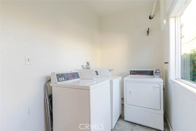 Detail Gallery Image 20 of 26 For 909 E Chevy Chase #9,  Glendale,  CA 91205 - 2 Beds | 2 Baths