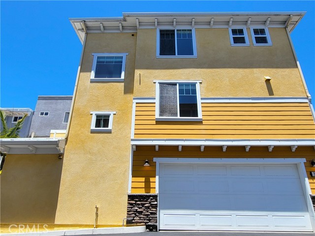 393 Wadsworth Avenue, Pismo Beach CA: https://media.crmls.org/medias/0cbdf194-d7f5-4eff-92ce-de19ebbdbc67.jpg