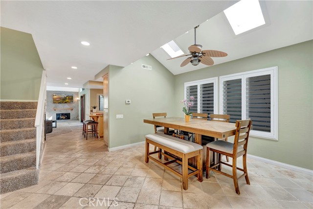 626 9th Street, Huntington Beach CA: https://media.crmls.org/medias/0cbe355e-a08f-4f6a-971e-a8d4cb2df9f7.jpg
