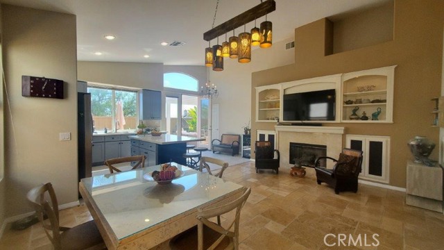 Detail Gallery Image 10 of 31 For 6235 Sunset Crest Way, San Diego,  CA 92121 - 4 Beds | 2 Baths