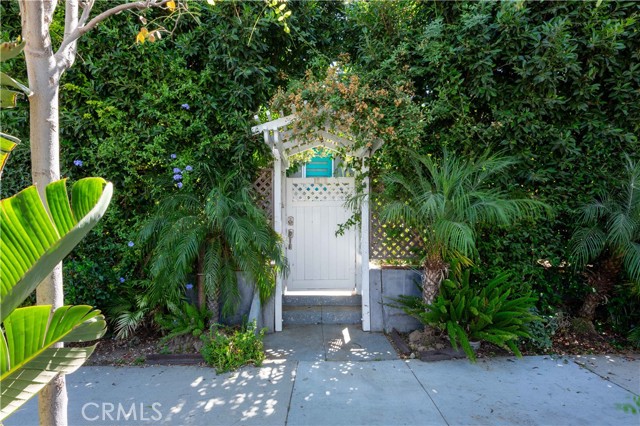 Detail Gallery Image 36 of 37 For 1602 Locust Ave, Long Beach,  CA 90813 - 3 Beds | 1 Baths