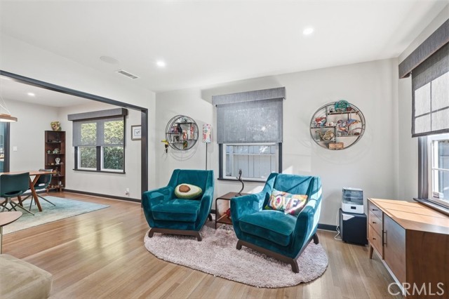 Detail Gallery Image 6 of 34 For 4415 Lime, Long Beach,  CA 90807 - 4 Beds | 3 Baths