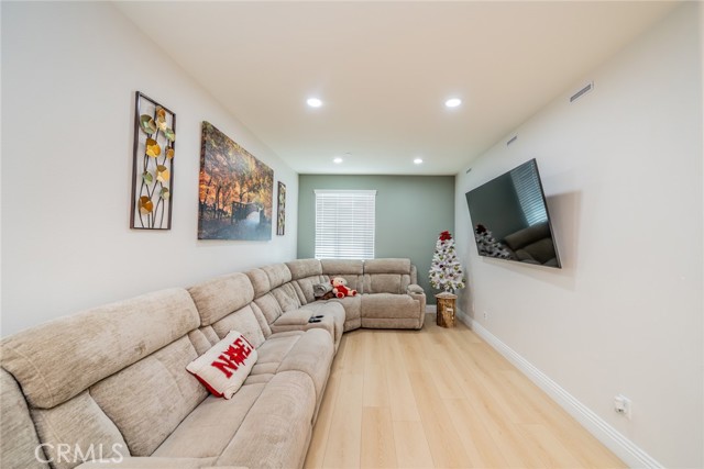 Detail Gallery Image 15 of 51 For 7640 Messina Heights, Highland,  CA 92346 - 4 Beds | 2/1 Baths